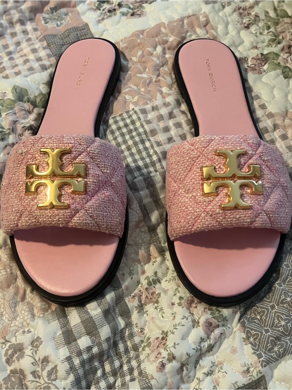 Tory Burch Pink Quilted Logo Slide Sandals with Gold Emblem